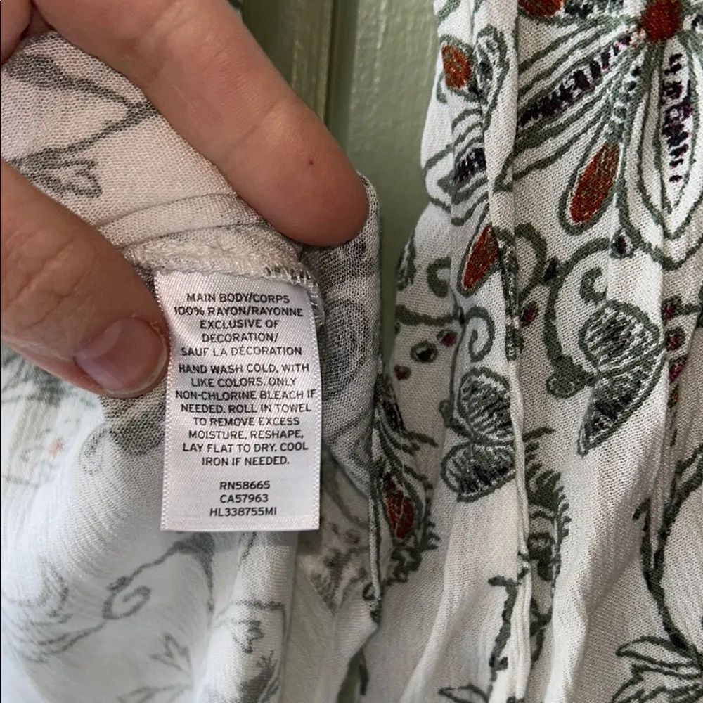 Hinge Boho Floral Top Rayon Womens Blouse Size Small V Neck - Image 7