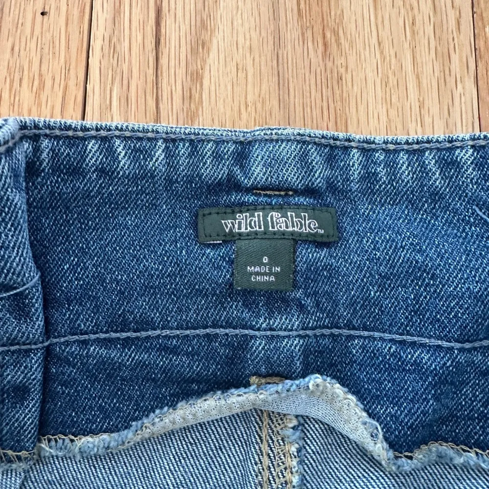 Wild Fable Blue Paper Bag Ankle Cropped Jeans with Tie Waist - Image 2