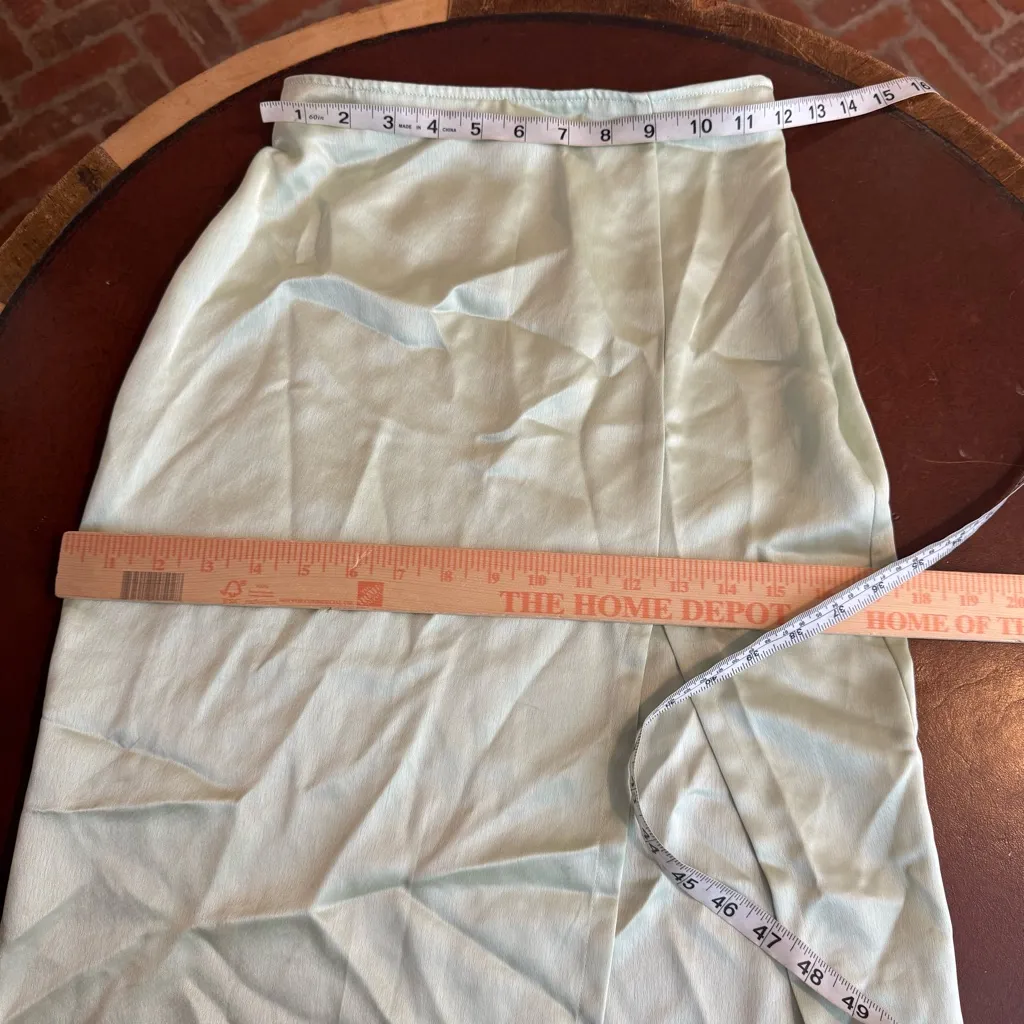 Abercrombie & Fitch Light Green Midi Satin Skirt with Slit Size XXSP - Image 8
