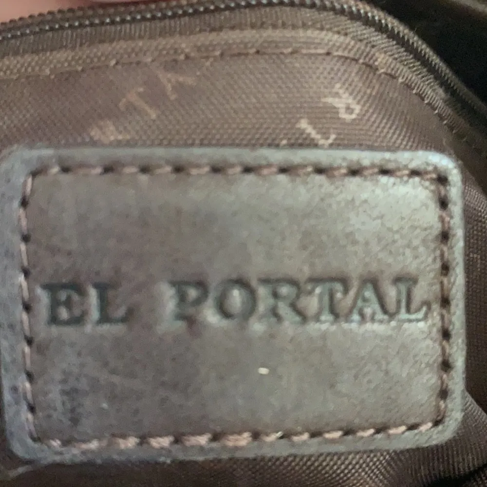 El Portal bucket purse Brown - Image 8