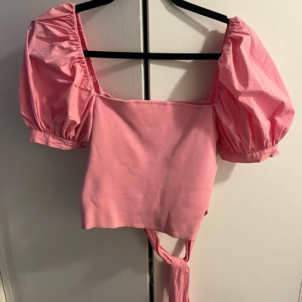 Pink zara top with puffy sleeves - Image 5