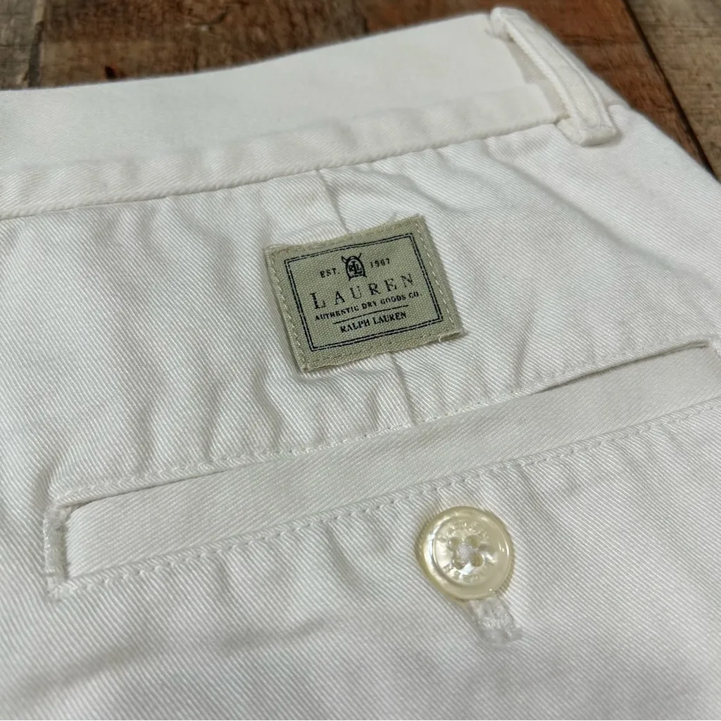 LAUREN Ralph Lauren White Cotton Twill Shorts Women’s Size 12 Classic Fit Basics - Image 6