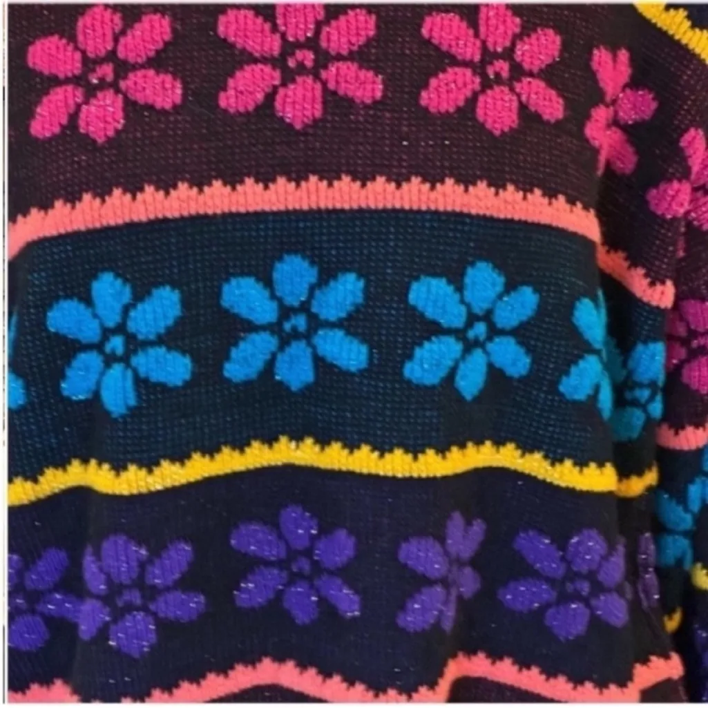 Vintage Floral Stripe Sweater in Pink, Blue, and Yellow Pink Size undefined - Image 8