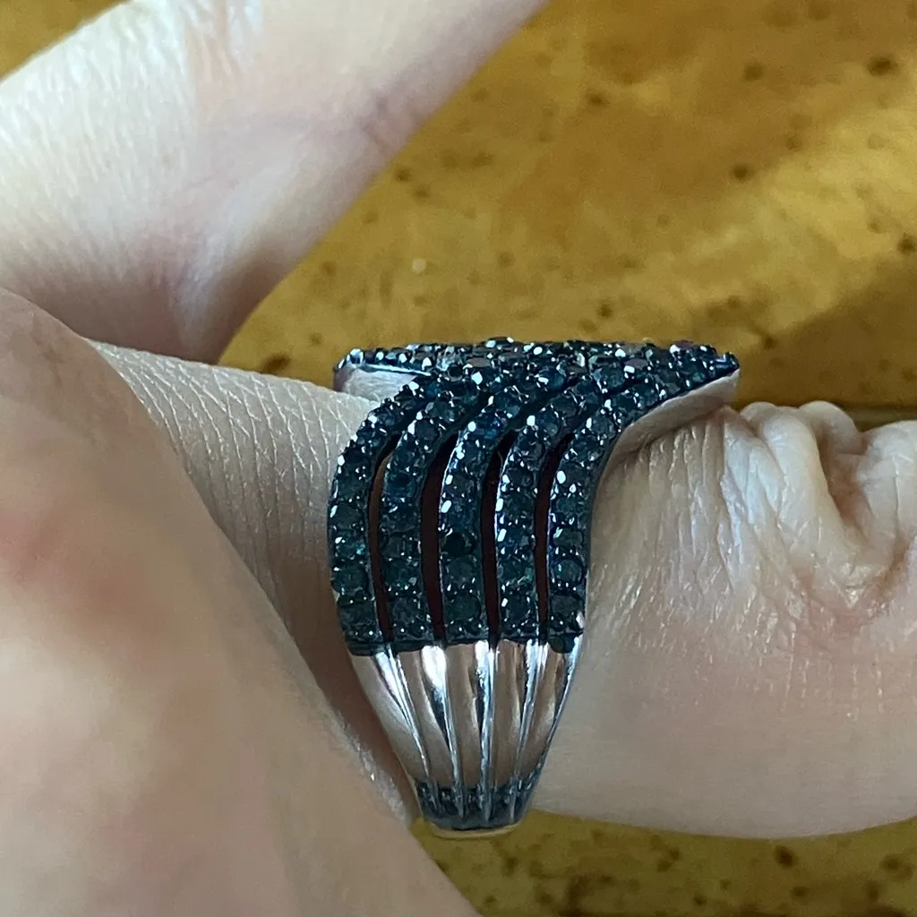 Natural Blue Diamond Sterling Silver Chevron Ring Size 6 - Image 3