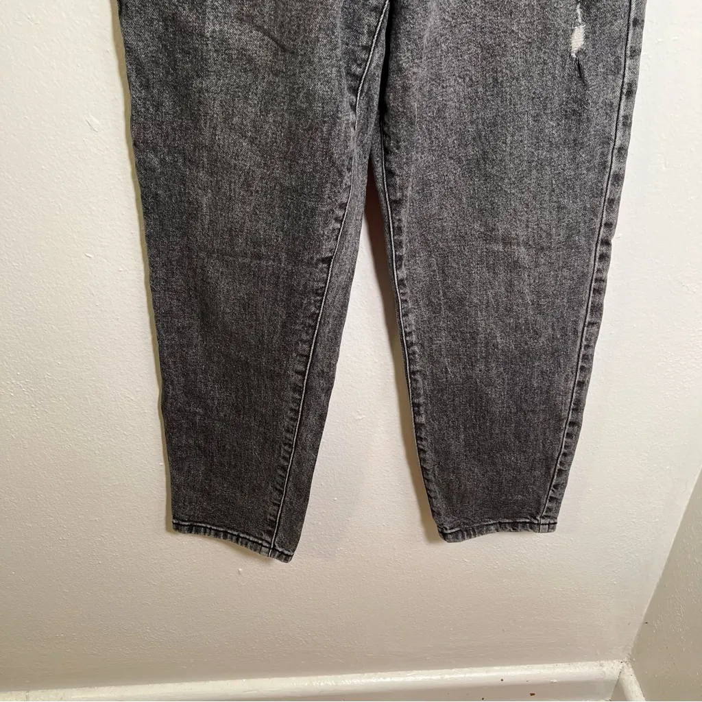 SO High Rise Mom Jean Faded Black Paper Bag Waist 7/28 - Image 4
