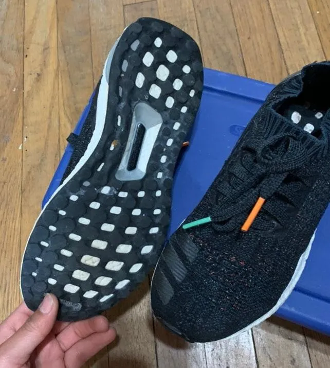 Adidas Ultraboosts - Image 7