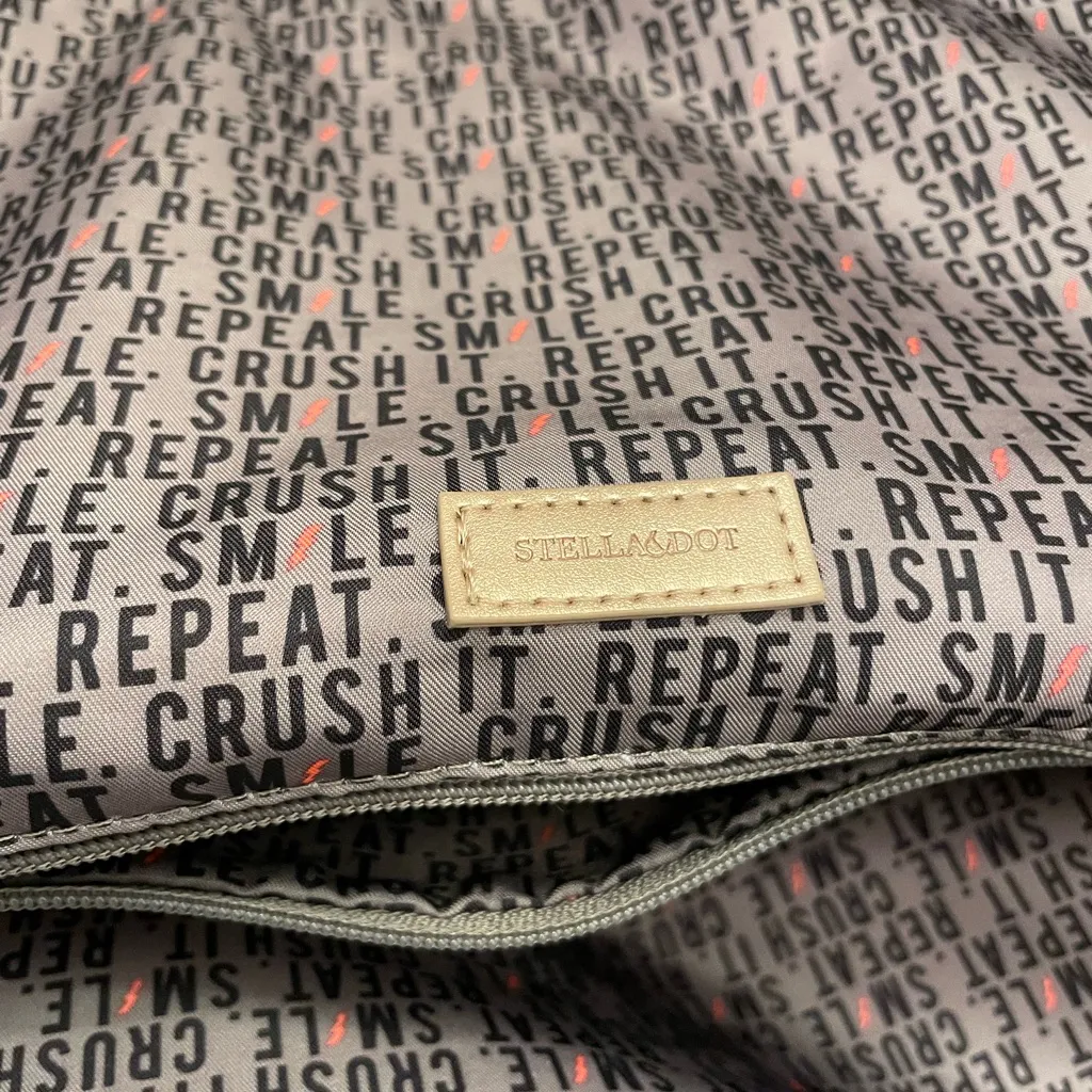 Stella +‎ Dot Blush Camo Crush It Backpack - Image 4