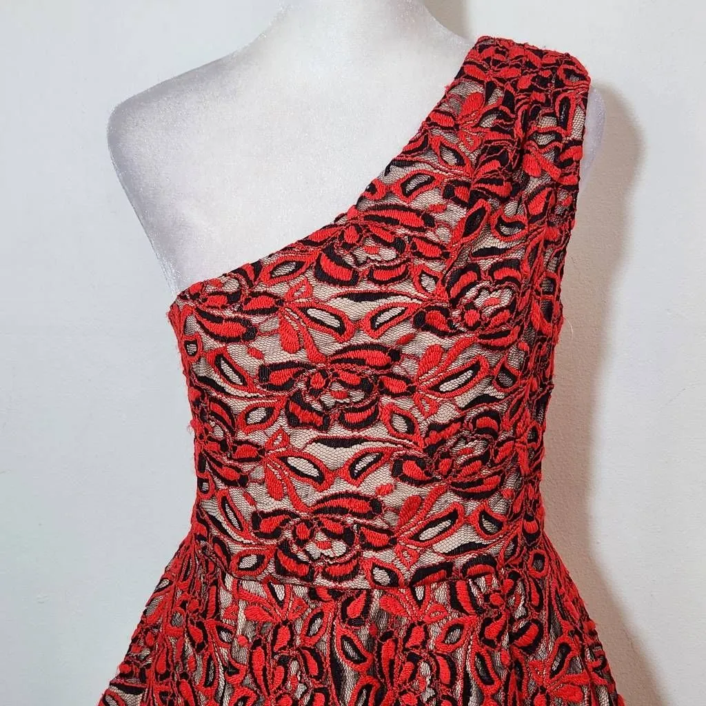Madam X Red Lace One Shoulder Dress with Peplum NWT Size 8 Lace Cocktail Dress - Image 3