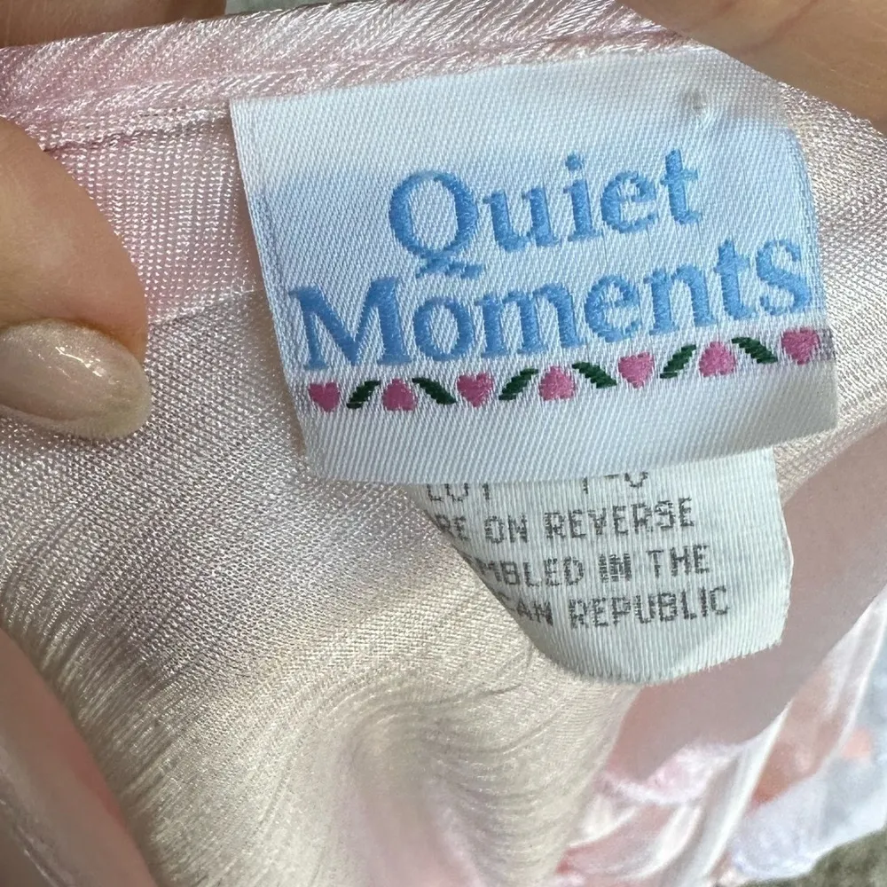 Vintage 1980’s dainty lace collar long night gown blush pink size XL 3/4 sleeve - Image 2