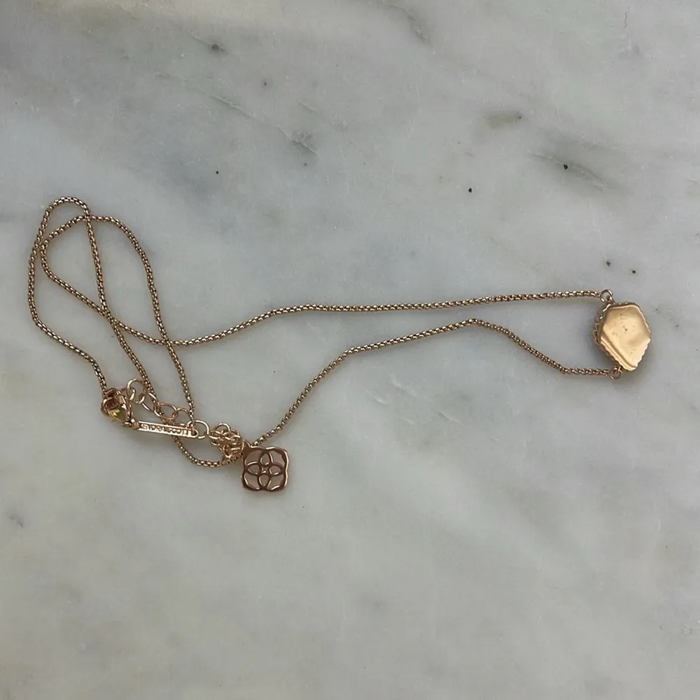 Kendra Scott Tess Rose Gold Necklace - Image 5