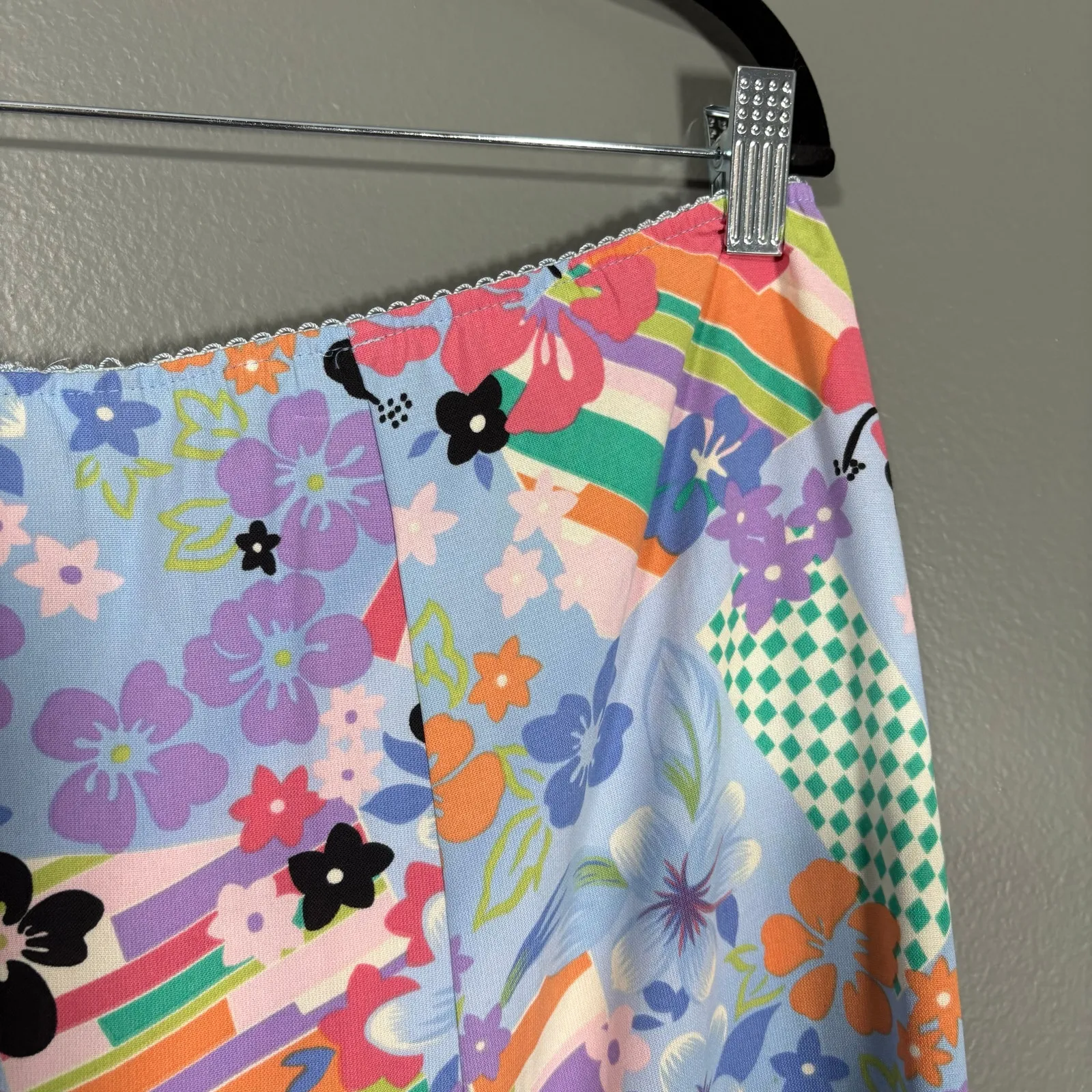 Sag Harbor Women's Vintage 90s Patchwork Floral Midi Skirt - Size 10/12 - Hippie - Image 6