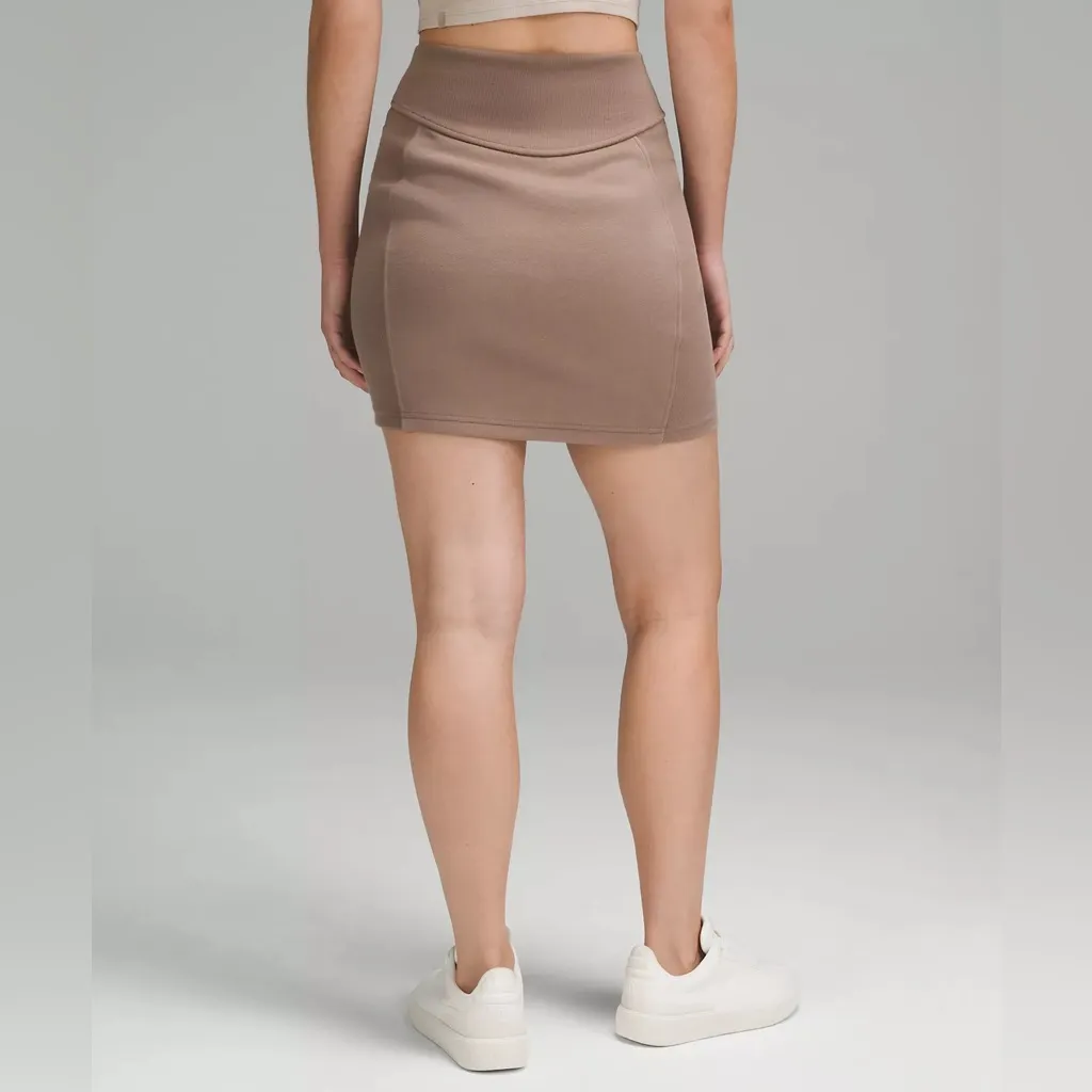 NWT Lululemon Scuba High-Rise Mini Skirt Taupetastic XS - Image 4