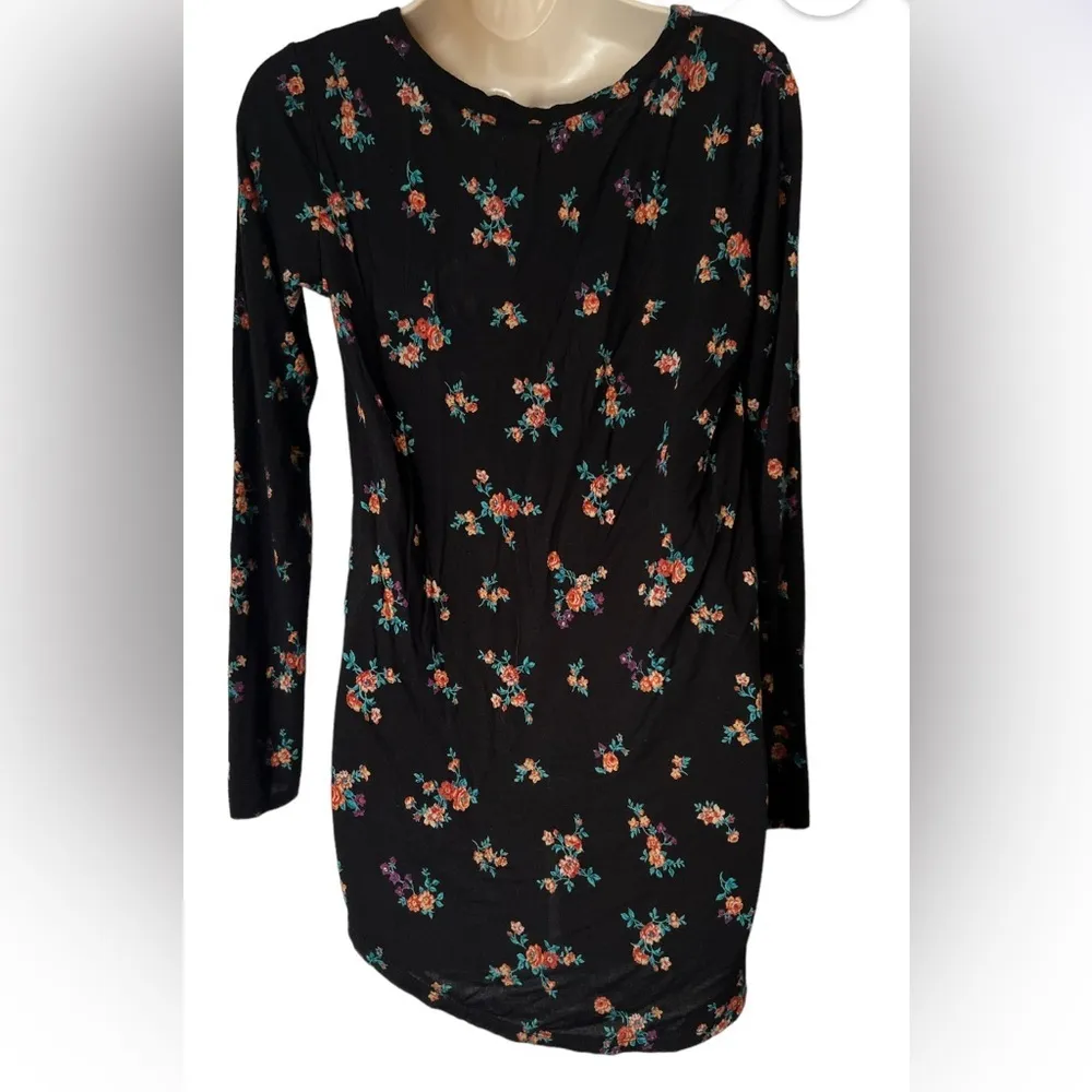Pink Republic‎ Women’s Medium Black With Orange Purple Floral Print Hi Low Shirt - Image 2