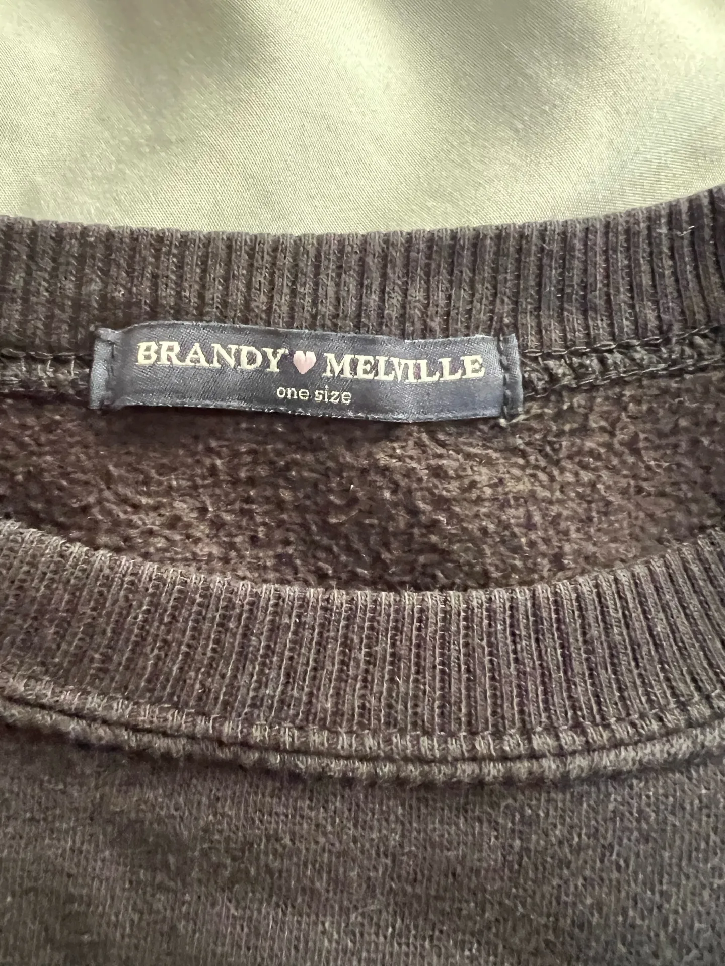 Brandy Melville Cropped Crewneck Sweatshirt - Image 2