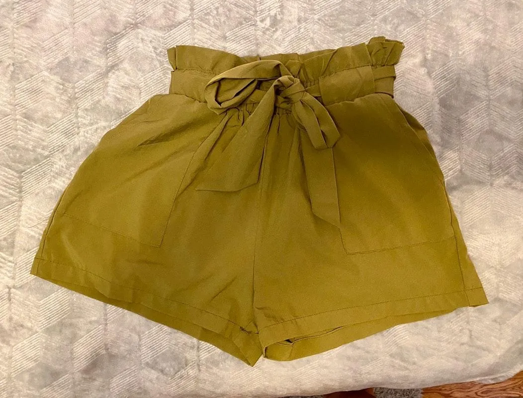 Amazon Green Paperbag Shorts - Image 4