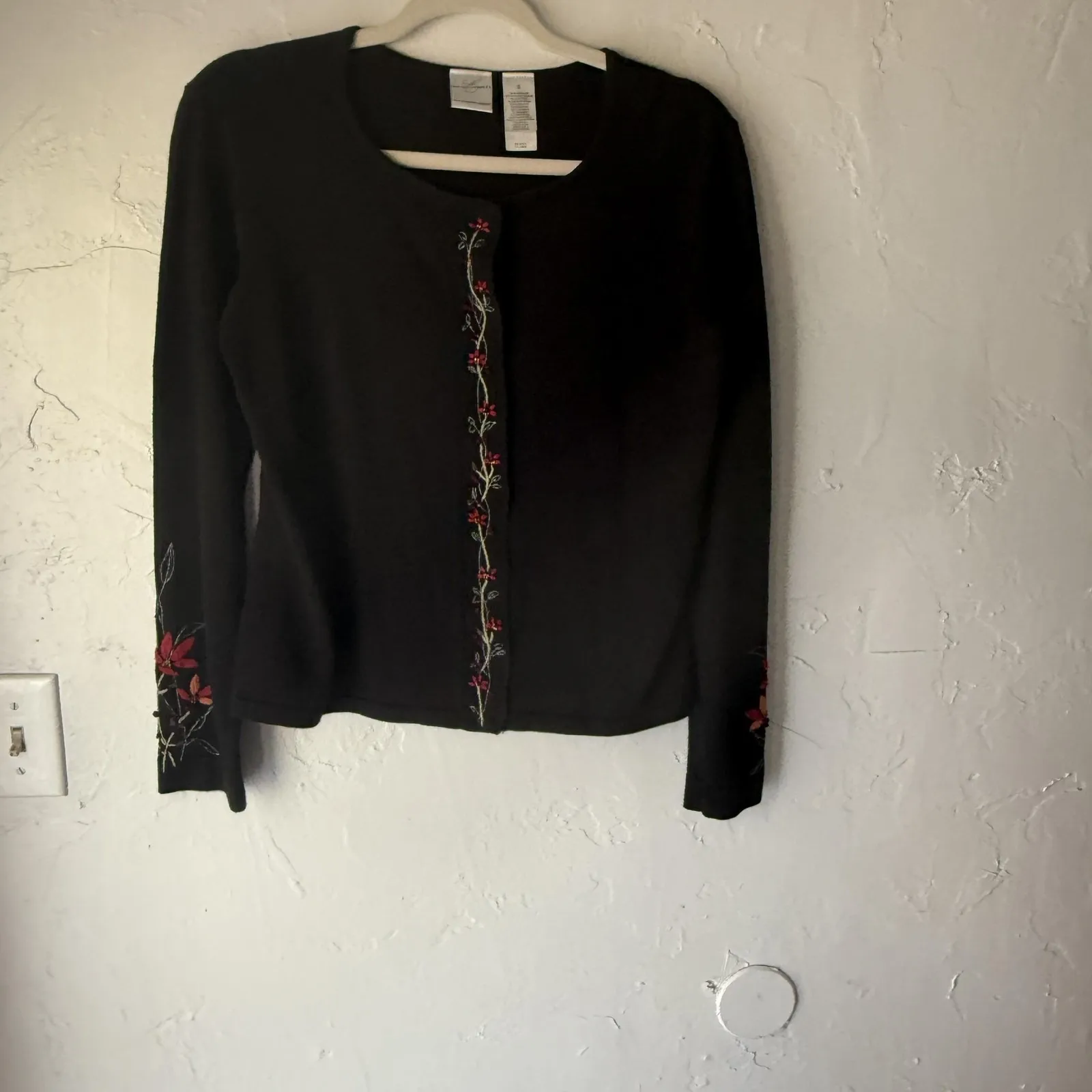 Emma James Sweater Vintage Small Black Embroidered Floral Cardigan Top Beaded‎ - Image 2