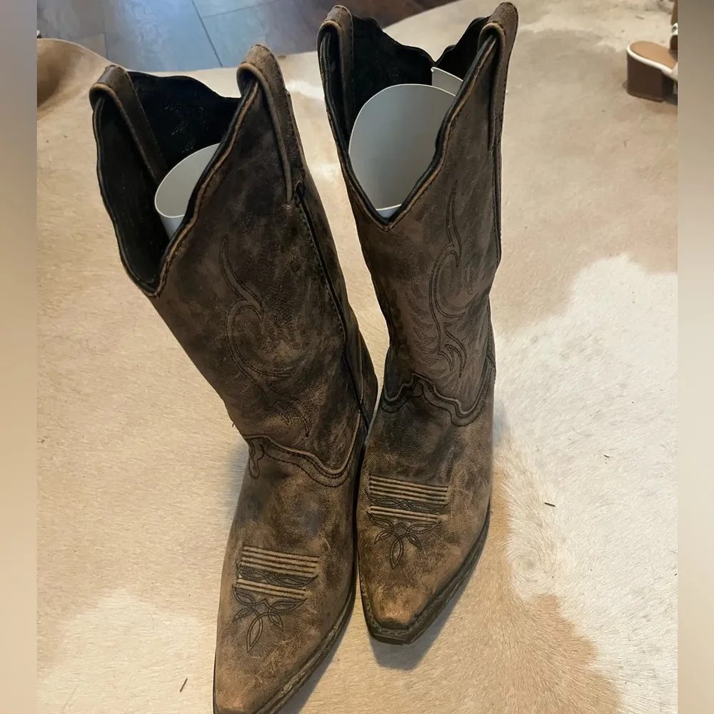 Rockin Country Cowgirl Boots 10W Brown Size 10 - Image 3