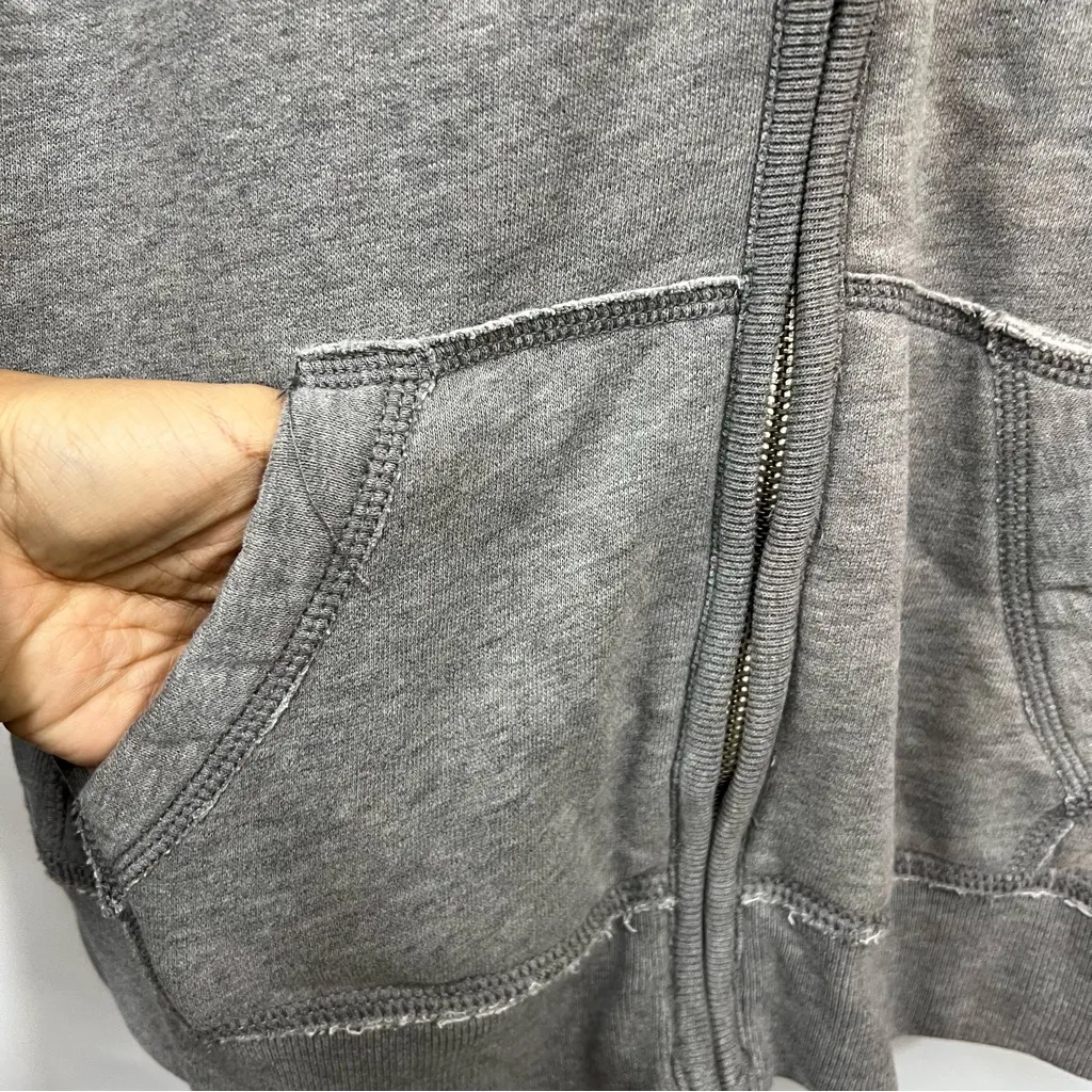 Abercrombie & Fitch Cream & grey label hoodie distressed spell out Y2K FLAWS L - Image 7