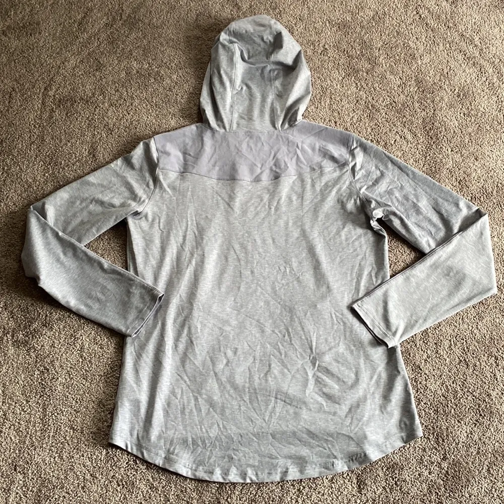 Columbia Lightweight Hoodie  SIZE L - Image 5