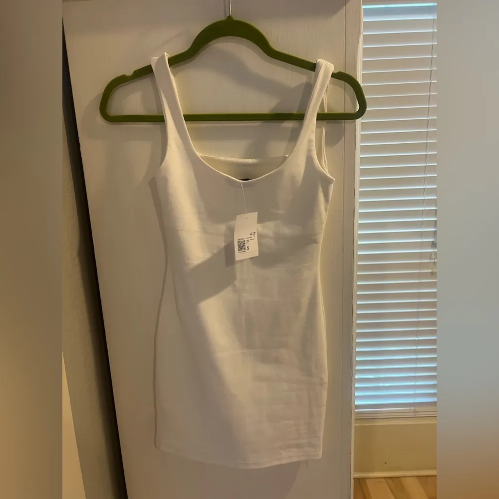 Forever 21 - white romper/dress. Athletic look. Size small. NWT. - Image 3