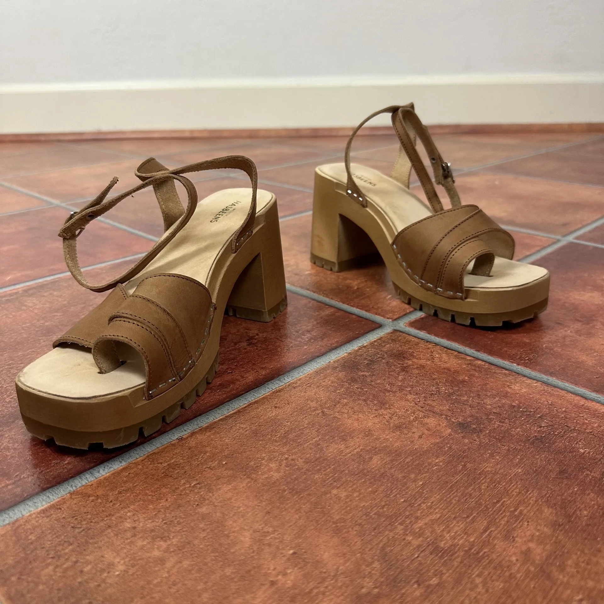 Swedish HASBEENS Leather Ankle Strap Clog Sandals Size US 8 EU 38 Brown - Image 11