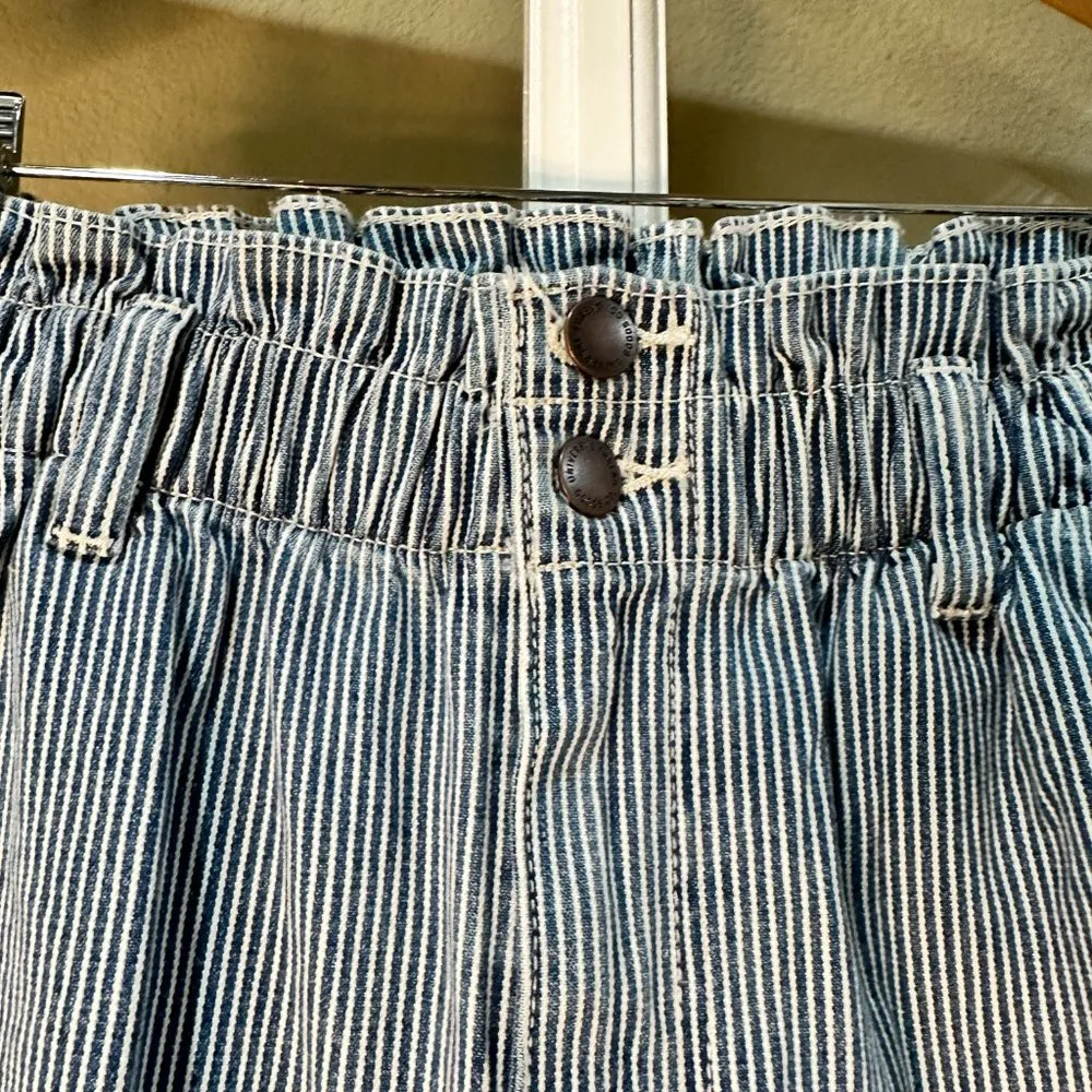 NWT Universal Thread Paper Bag Waist Striped Denim Wide Leg Jeans - size 4 - Image 4