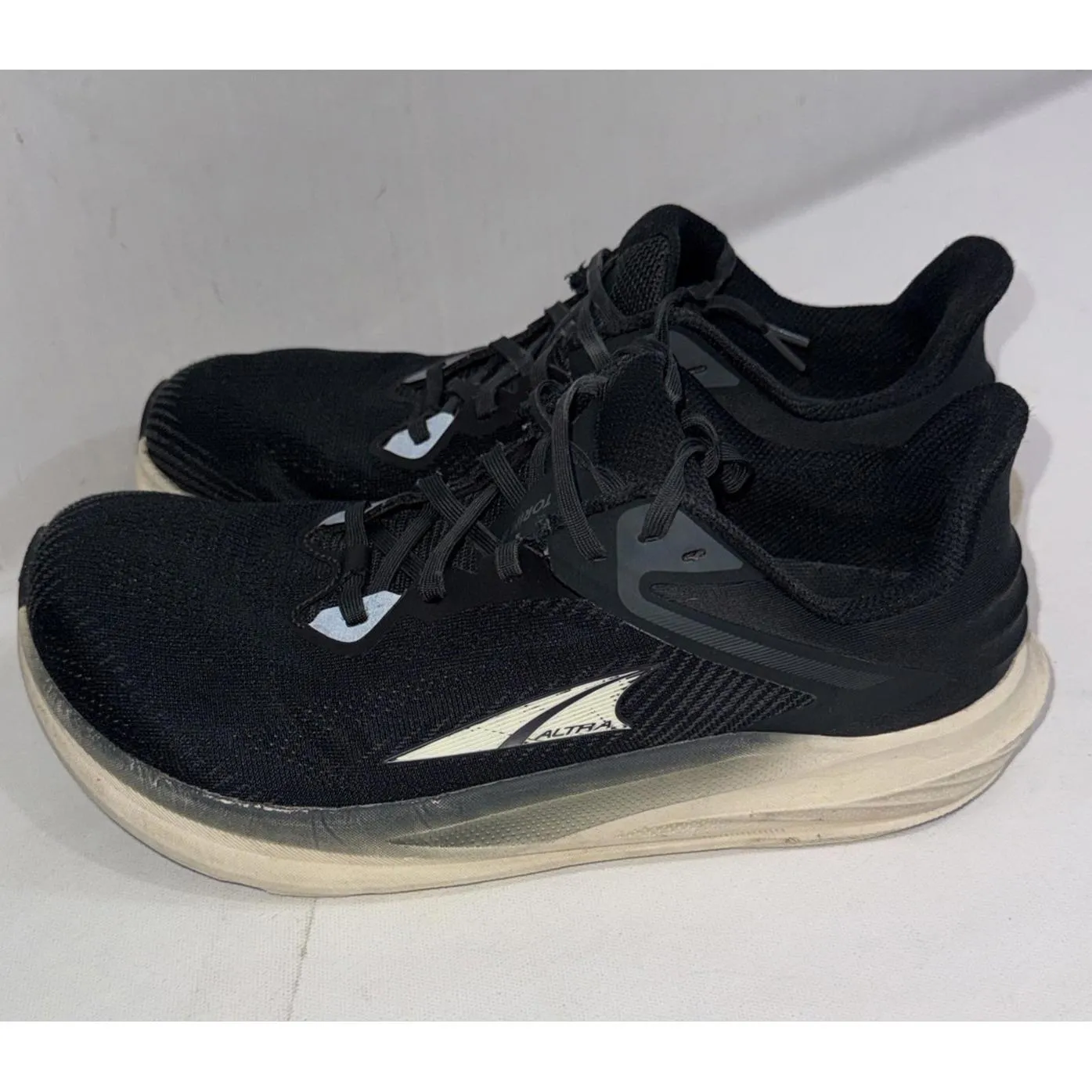 Altra Torin 8 Athletic Running Walking Athleisure Sneakers Shoes Women’s Sz 10.5 Black - Image 2