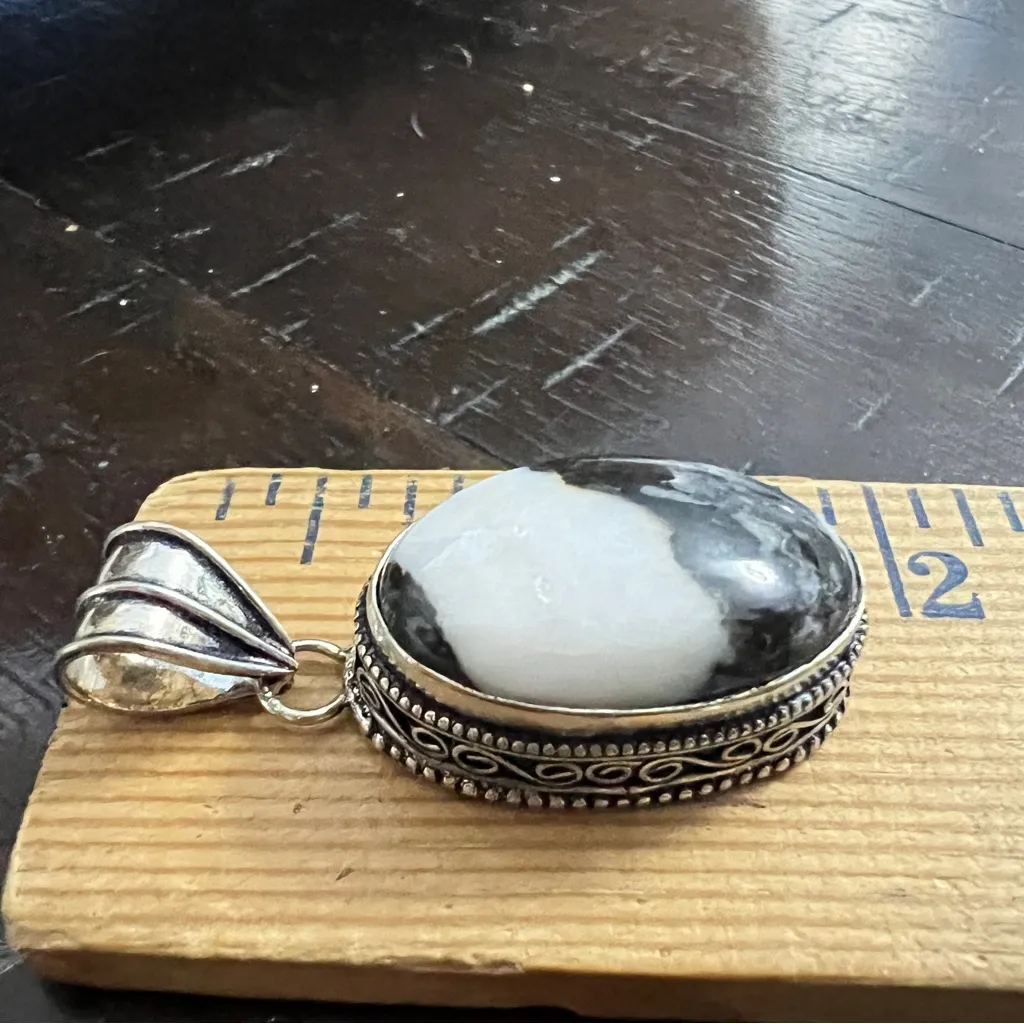 925 Sterling Silver White buffalo Turquoise Necklace Womens Gemstone Jewelry Black - Image 9