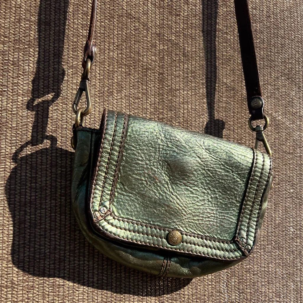 Vintage Campomaggi Metallic Green Leather Studs RARE 1961 5x7” Made in Italy - Image 5