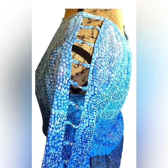 White House Black Market Ombre Blue/Pink/black Blouse w/cutouts & Studs! - Image 2