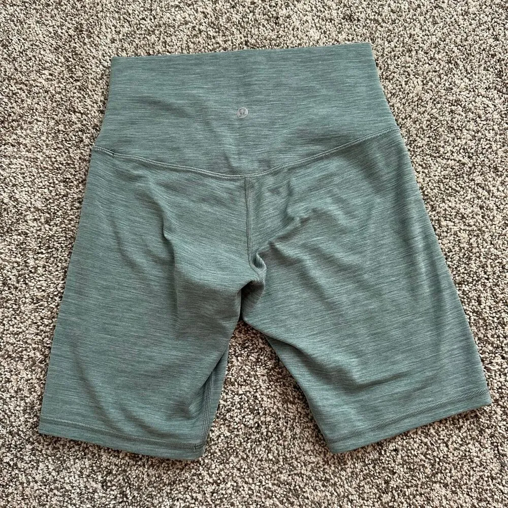 Lululemon heather sage green biker shorts size 6 - Image 3
