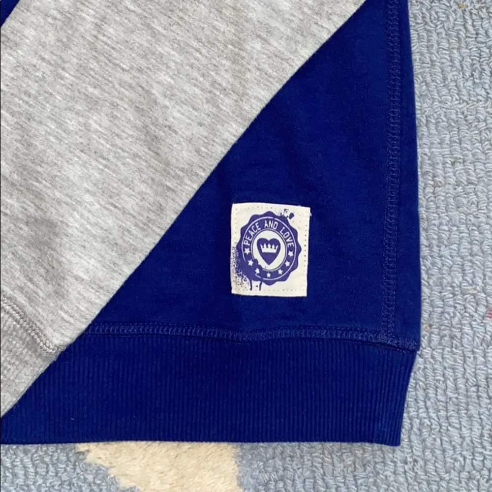 Crewneck Long Sleeve Shirt Blue - Image 2