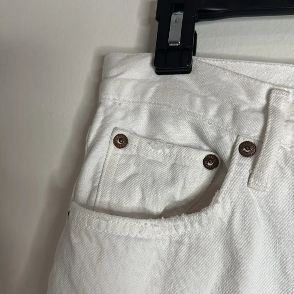 Agolde Fen High Rise Relaxed Organic Cotton White Distressed Crop Jeans Size 28 - Image 5