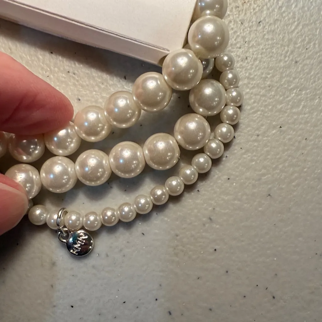 Roman Pearl White Beaded Bracelet - Image 3