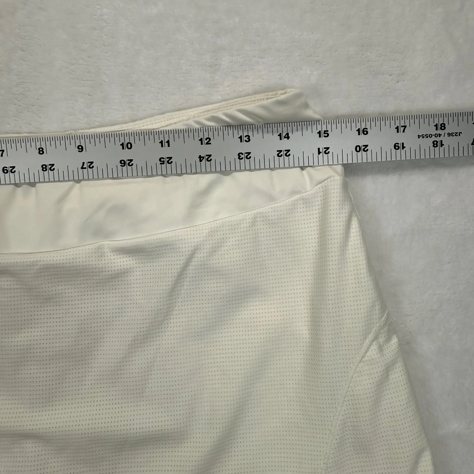 Peter Millar Golf Skort Athletic Wicking Pleated White Skirt Women's Size S - Image 3