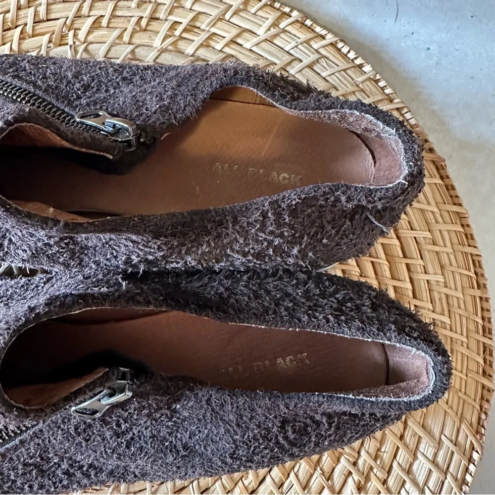 Anthropologie All Black Womens Black Fur Cap Pony Hair Zipper Flat Leather 40 - Image 6