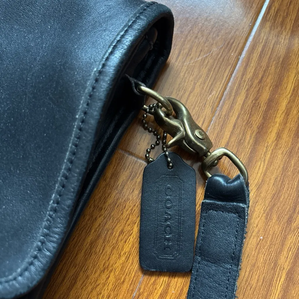 Coach Vintage Black Leather Top Handle 5130 Station Crossbody Bag - Image 3