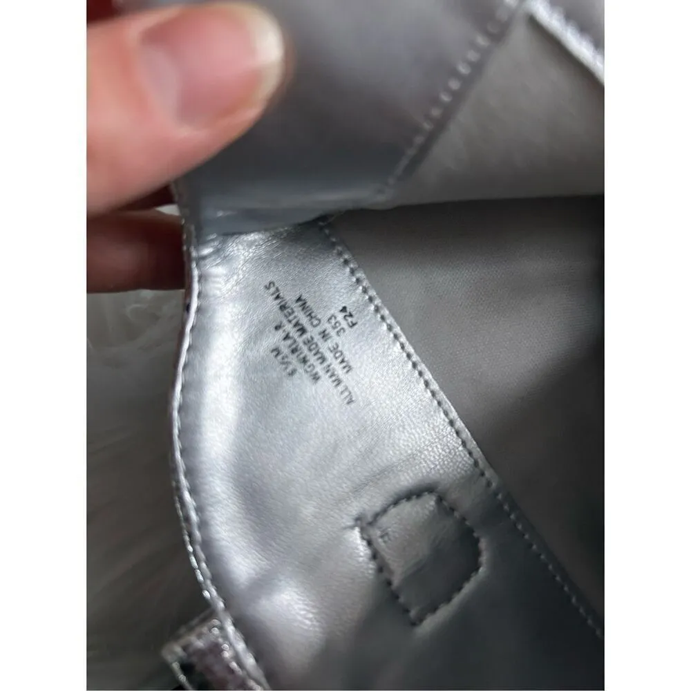 Guess shiny booties size 6.5 new western like - Image 6