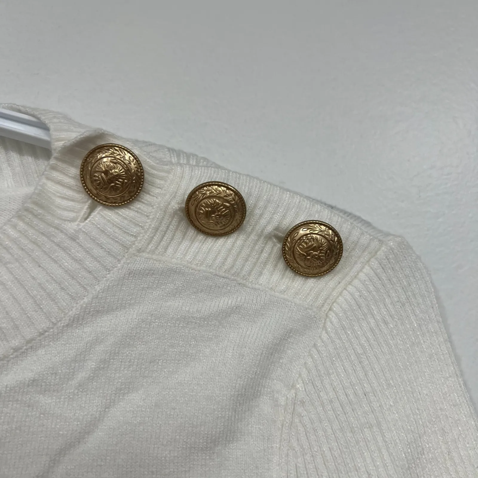 L'Agence Womens Sweater XS White Ribbed Long Sleeve Crewneck Button Knit Soft - Image 3