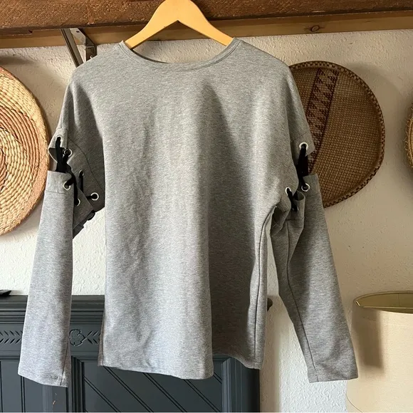☀️ DREW laced sleeve gray sweatshirt large - Image 2