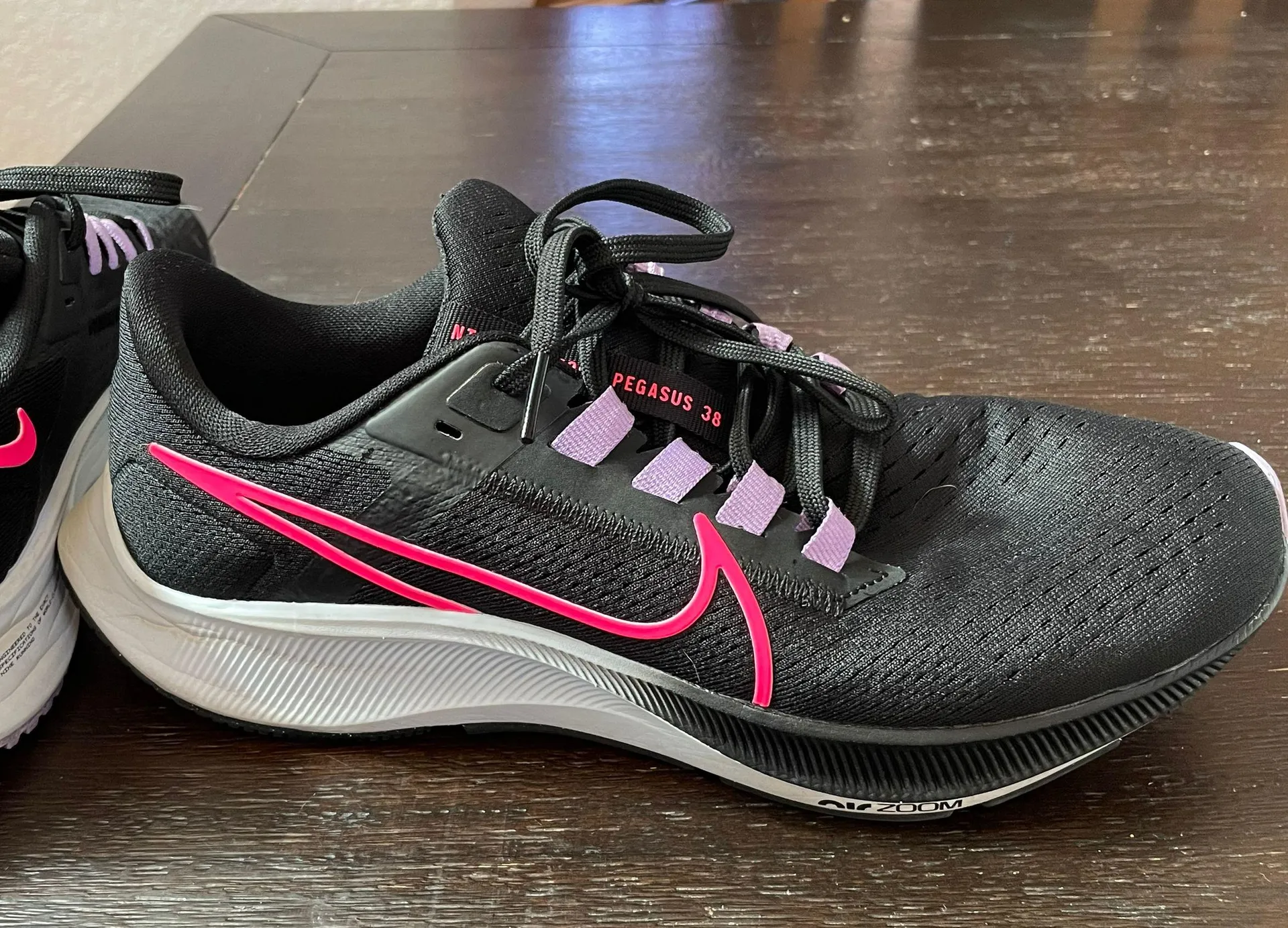 Air Zoom Pegasus 38 - Image 2