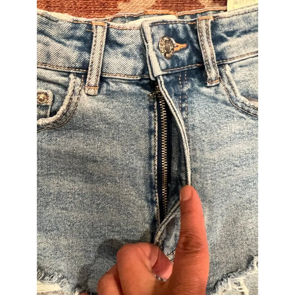 Women’s Zara Cut Off Daisy Duke Denim Shorts Hot Pants 0 - Image 4