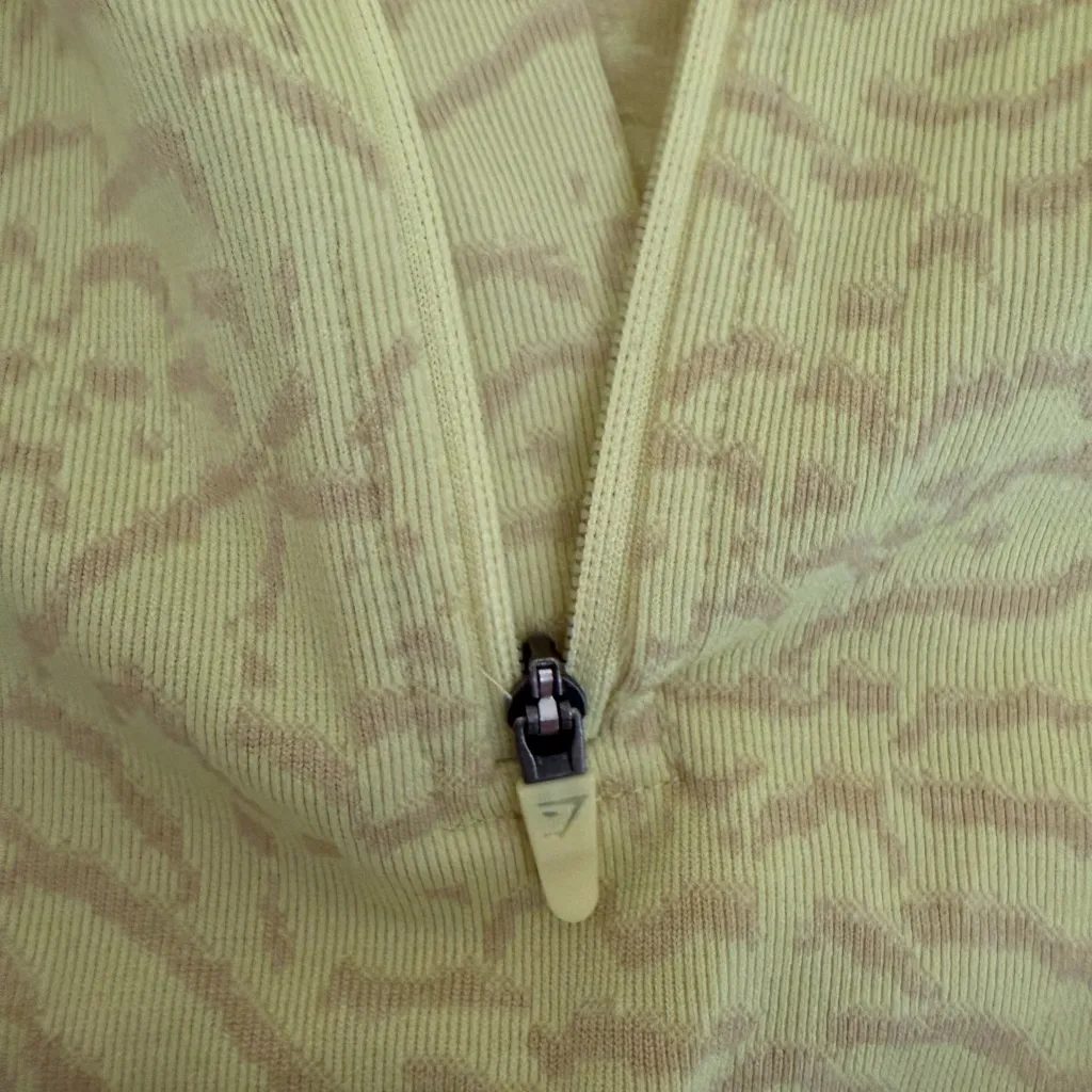 Gymshark Adapt Animal 1/2 Zip Crop Racerback Tank Top Firefly Yellow M Medium - Image 5