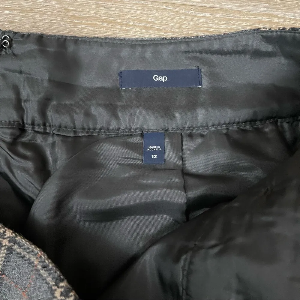 GAP plaid mini skirt - Image 4