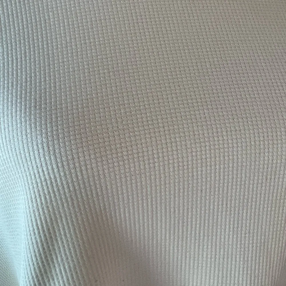 American Eagle mock turtleneck half crop sweater winter white EUC size XS - Image 6