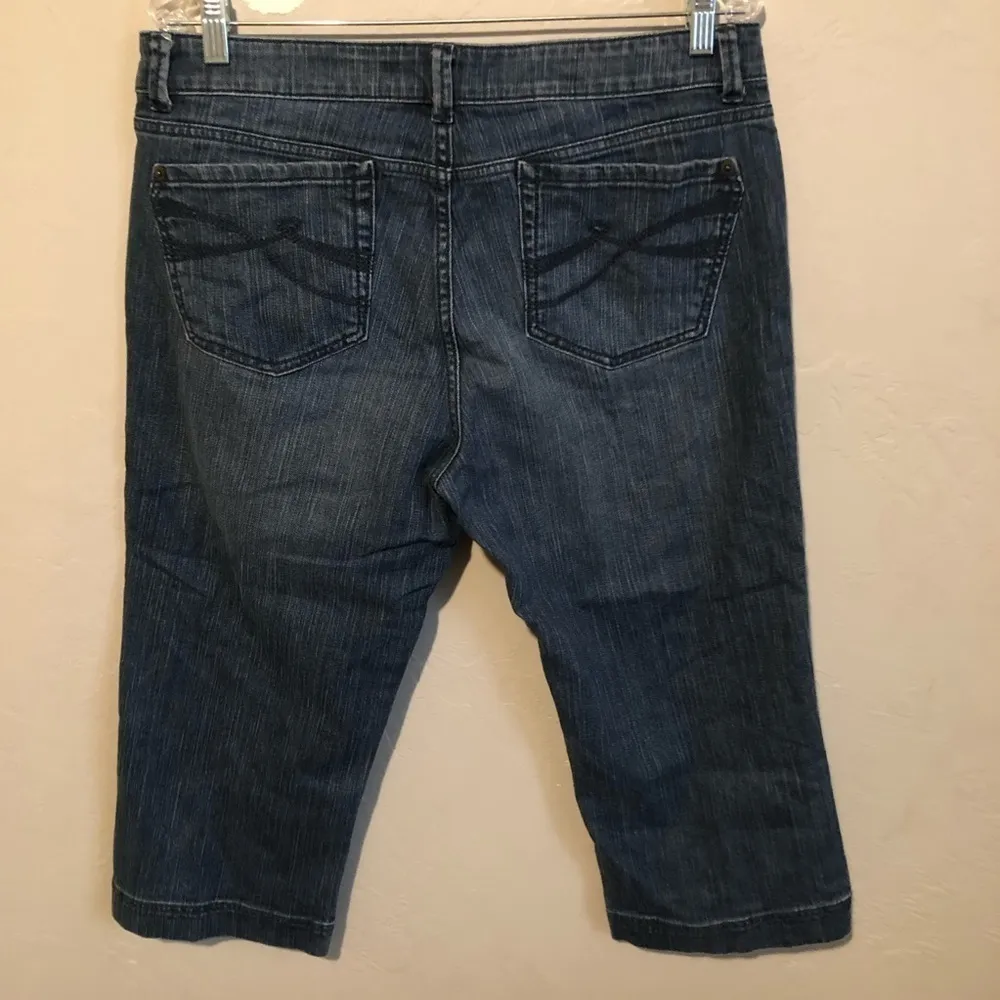 DKNY  Denim‎ Jean Capris - Image 5