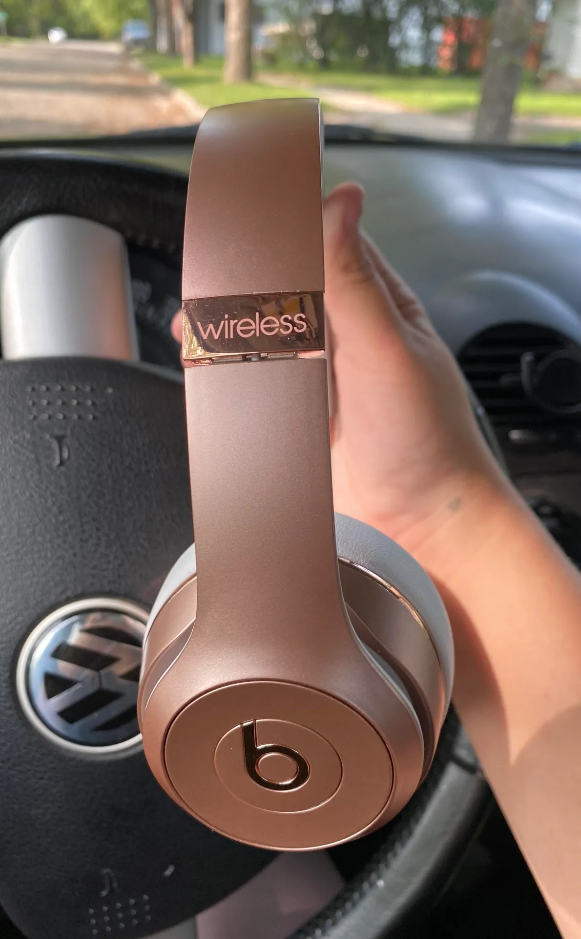 Beats by Dr. Dre Rose Gold Wireless Headphones - Image 4