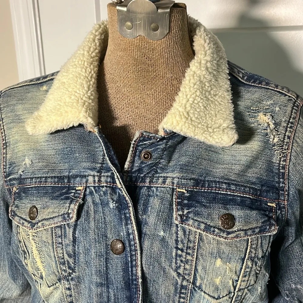 Polo Jeans Co Women’s Distressed Sherpa Jacket Size S - Image 2