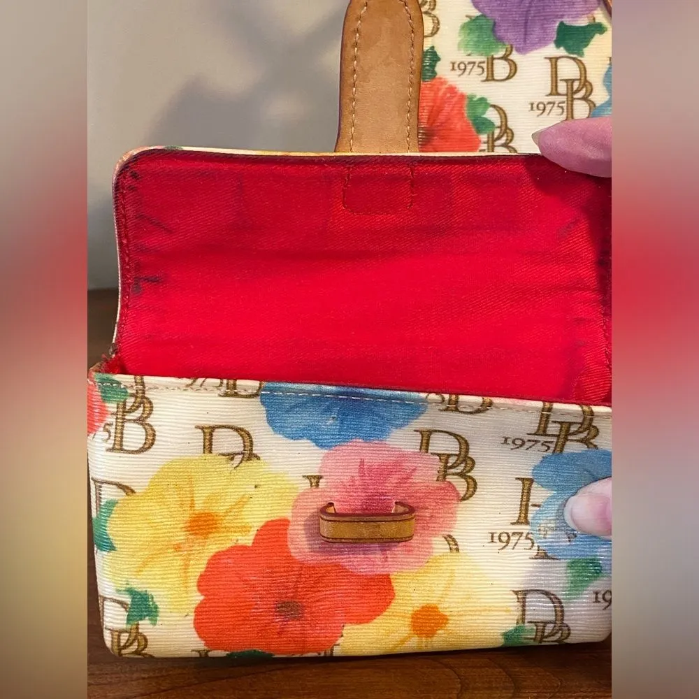 Vintage Dooney and Bourke Hibiscus Shoulder Bag & Wallet Set - Image 6