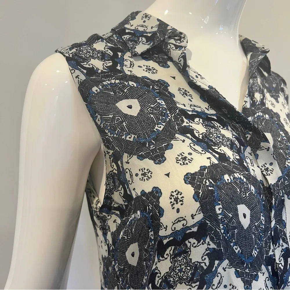 ALC Frank A.L.C. Patterned Button Down Silk Sleeveless Blouse - Image 3